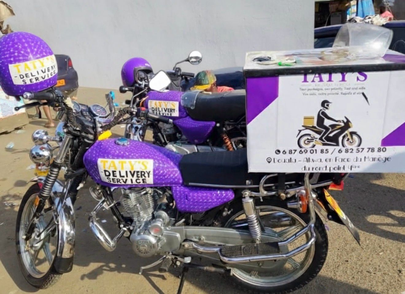 Taty's DELIVERY SERVICE